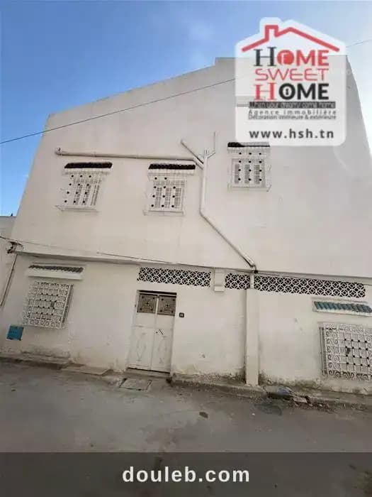 Immeuble faty à la soukra à Ariana