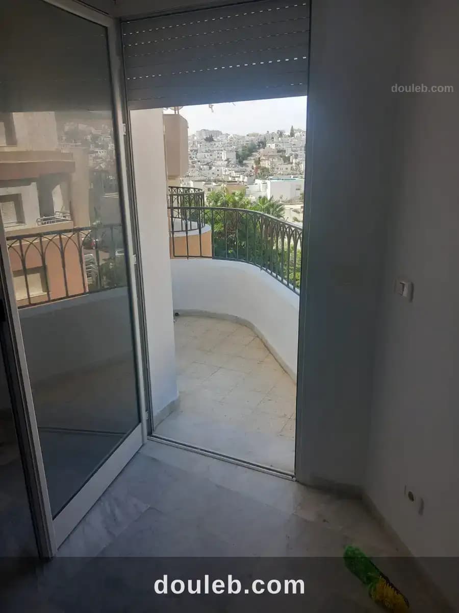 Un appartement s 2 cité nasr 2 à Ariana