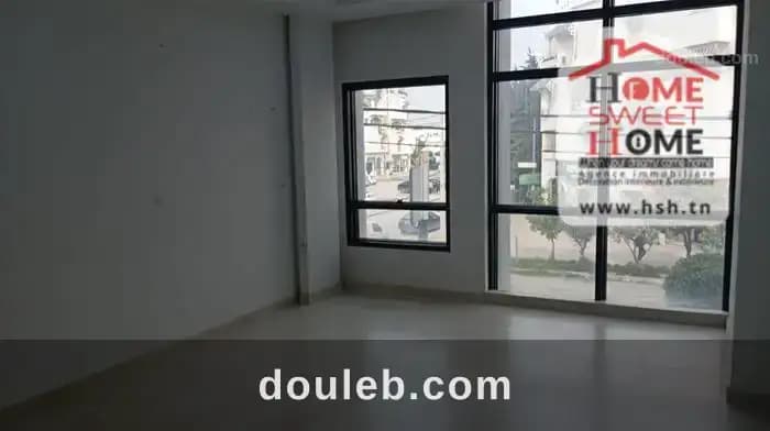 Bureau h2 rafa cité hedi nouira à Ariana