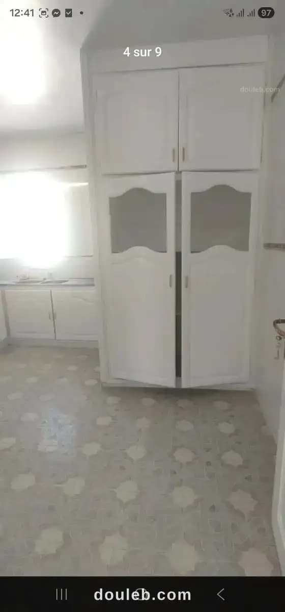 Maison au 1er étage à bou kornine à Ben Arous