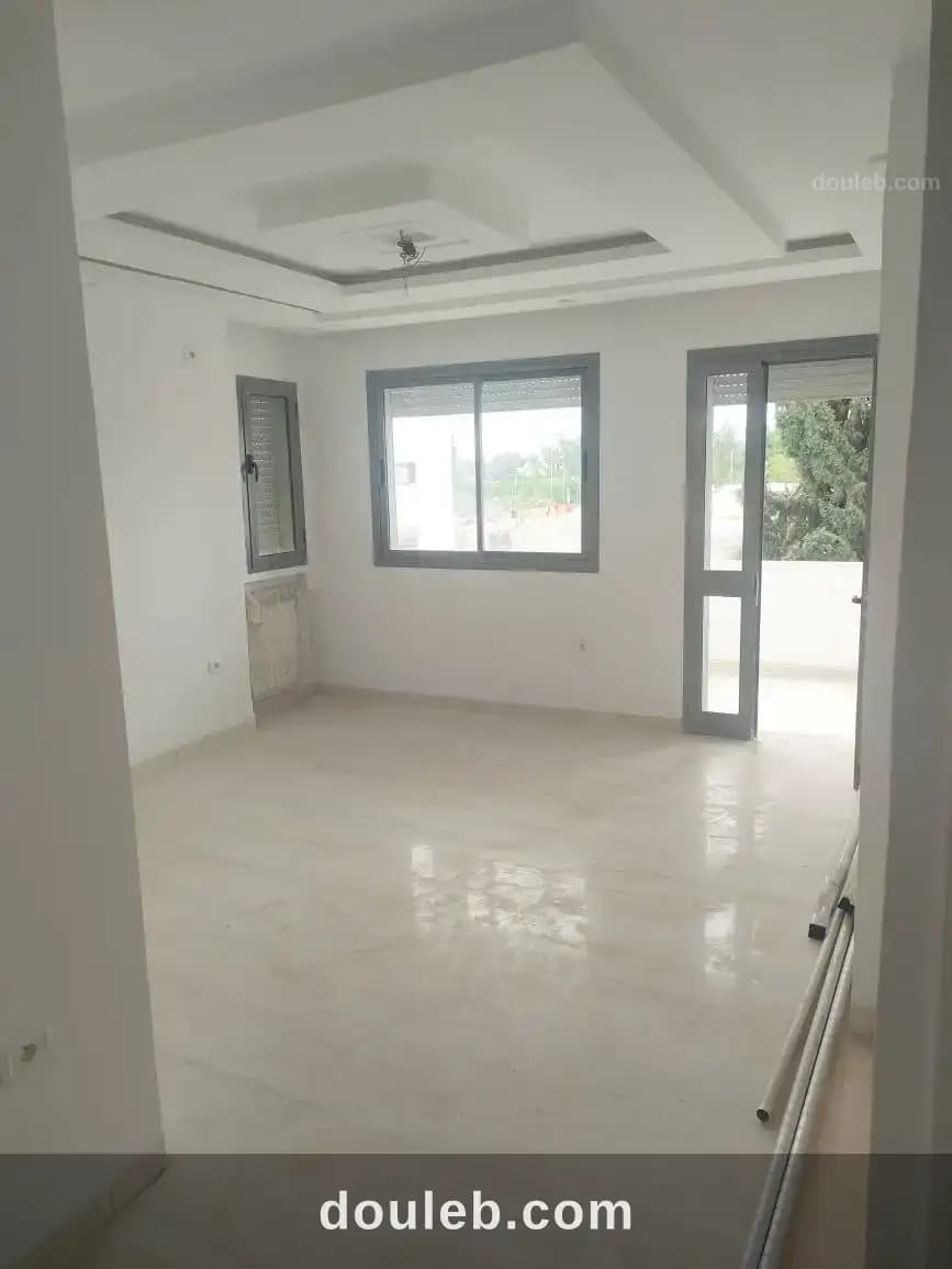 Étage de villa à chotrana 3 à Ariana