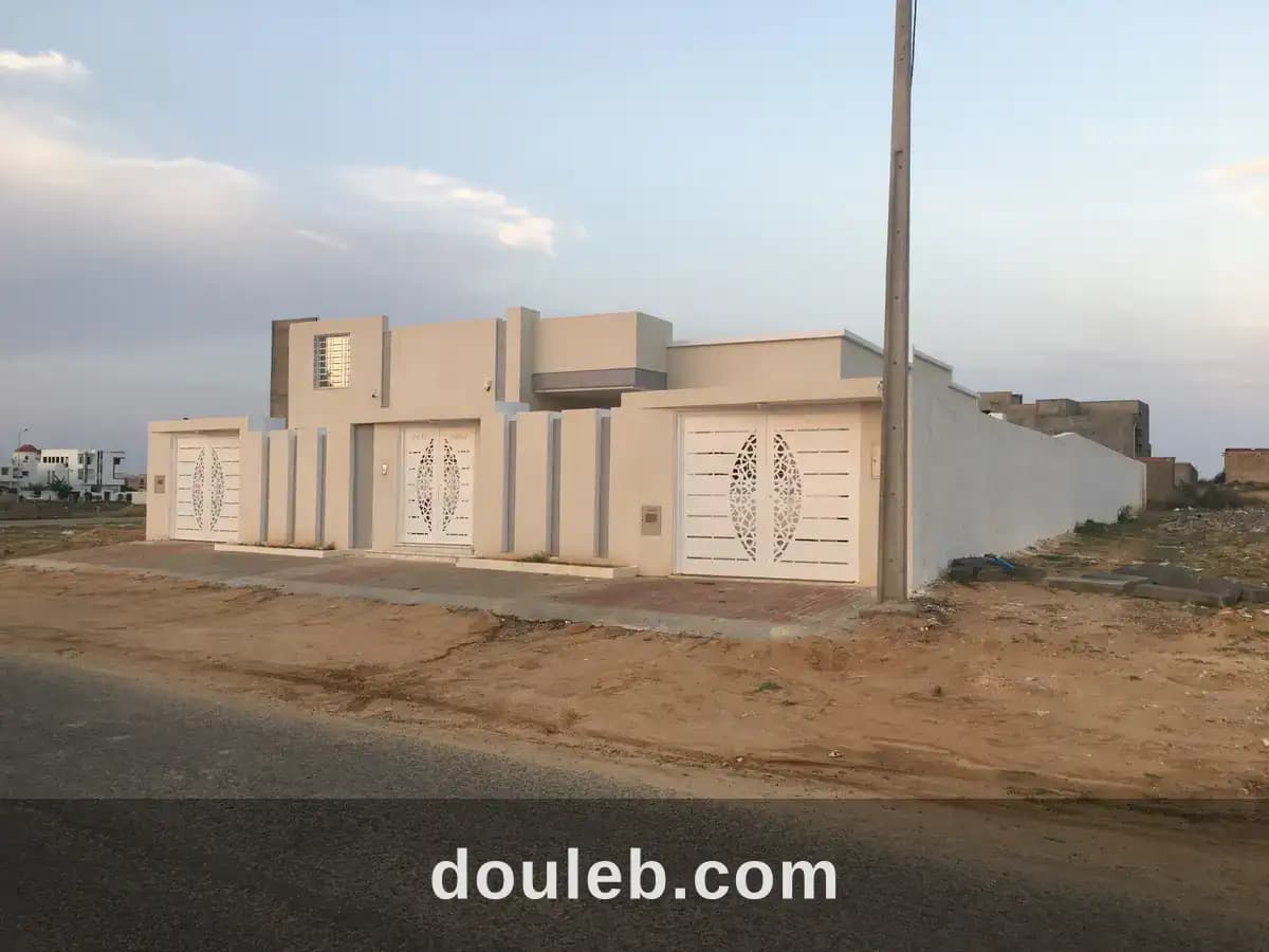 Villa a chott meriem à Sousse
