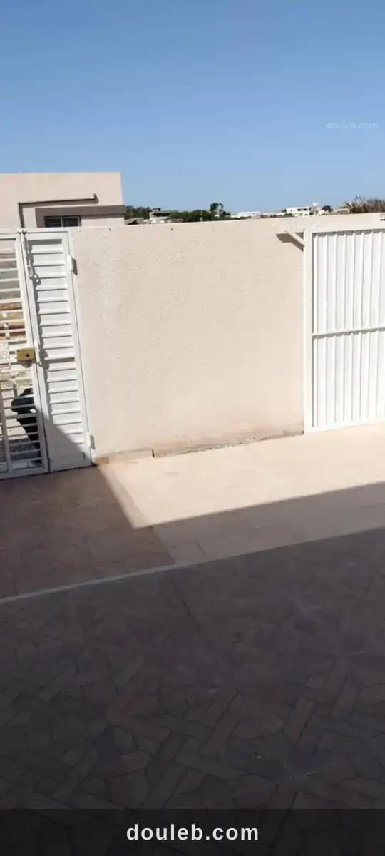 Maison première main près de mer à Nabeul