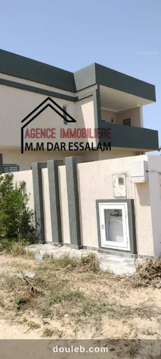 Deux maisons près de la mer à Nabeul