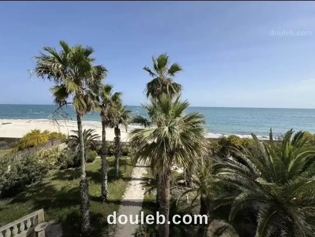 Un terrain pieds dans l'eau à chatt meriem sousse - Miniature 5