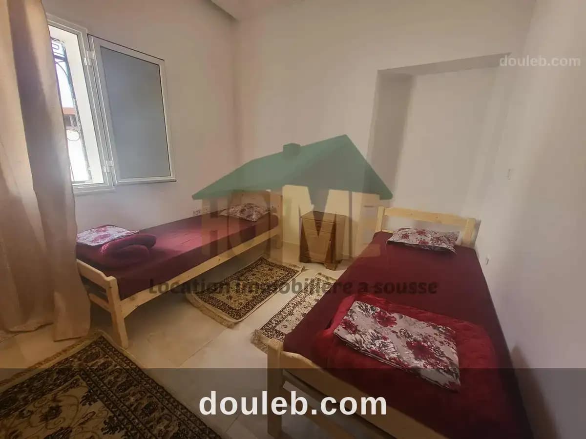 Appartement meublé a l'année scolaire - Miniature 2