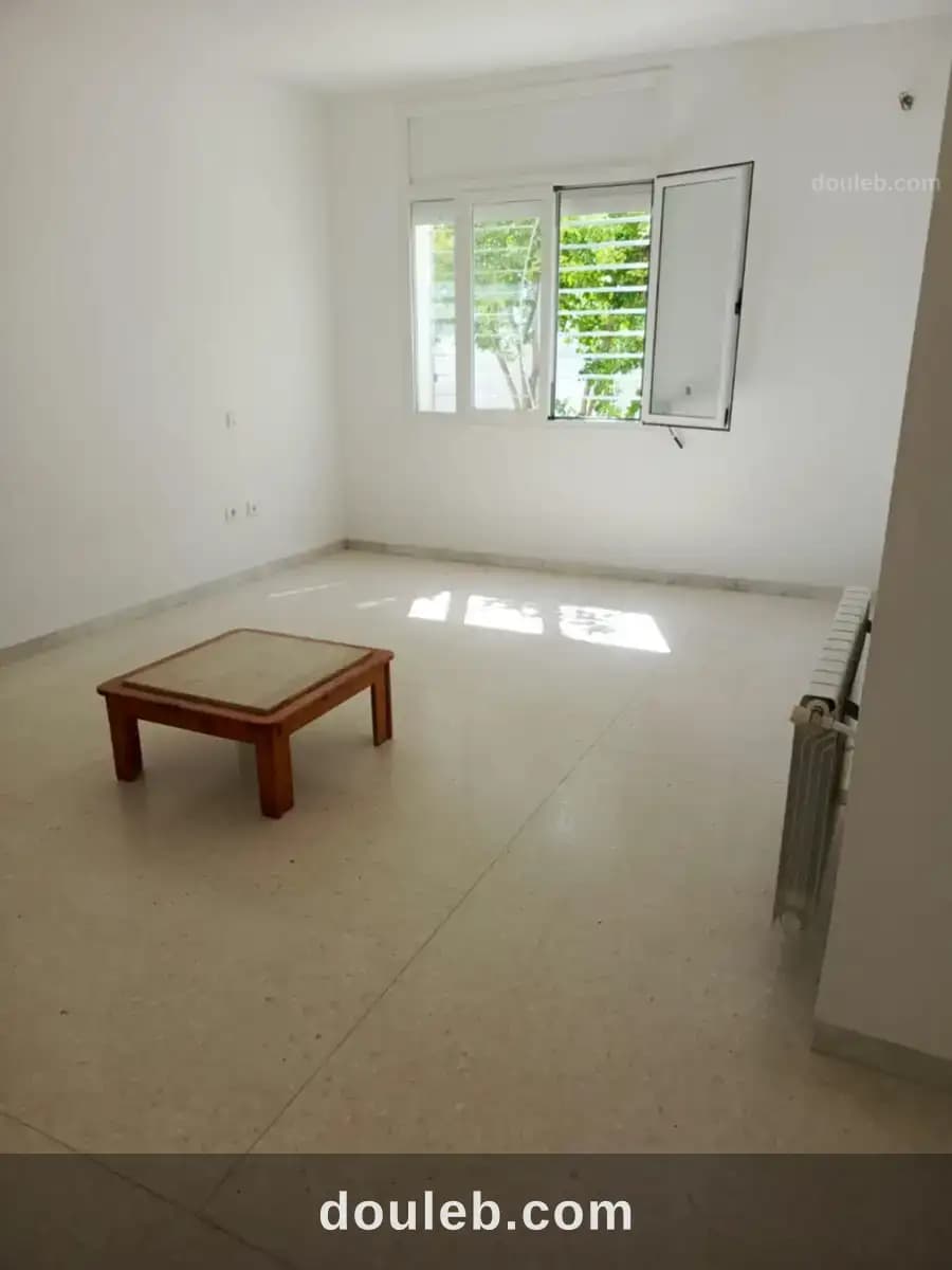 Cité el faouz rdc villa s2 bien situé à Ariana