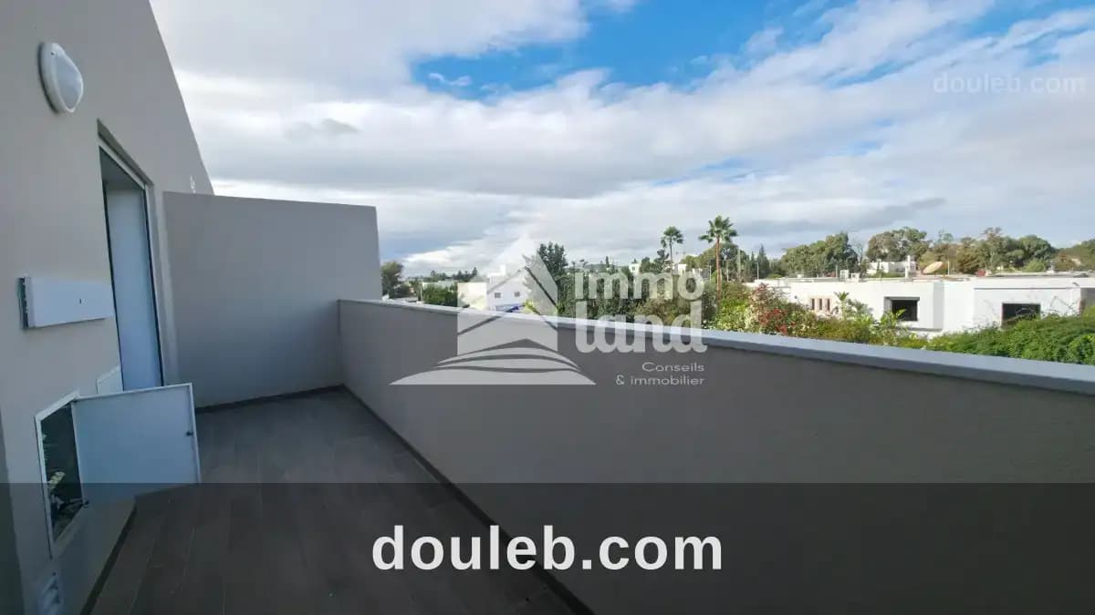 Appartement s1 meublé avec terrasse à la soukra - Miniature 5