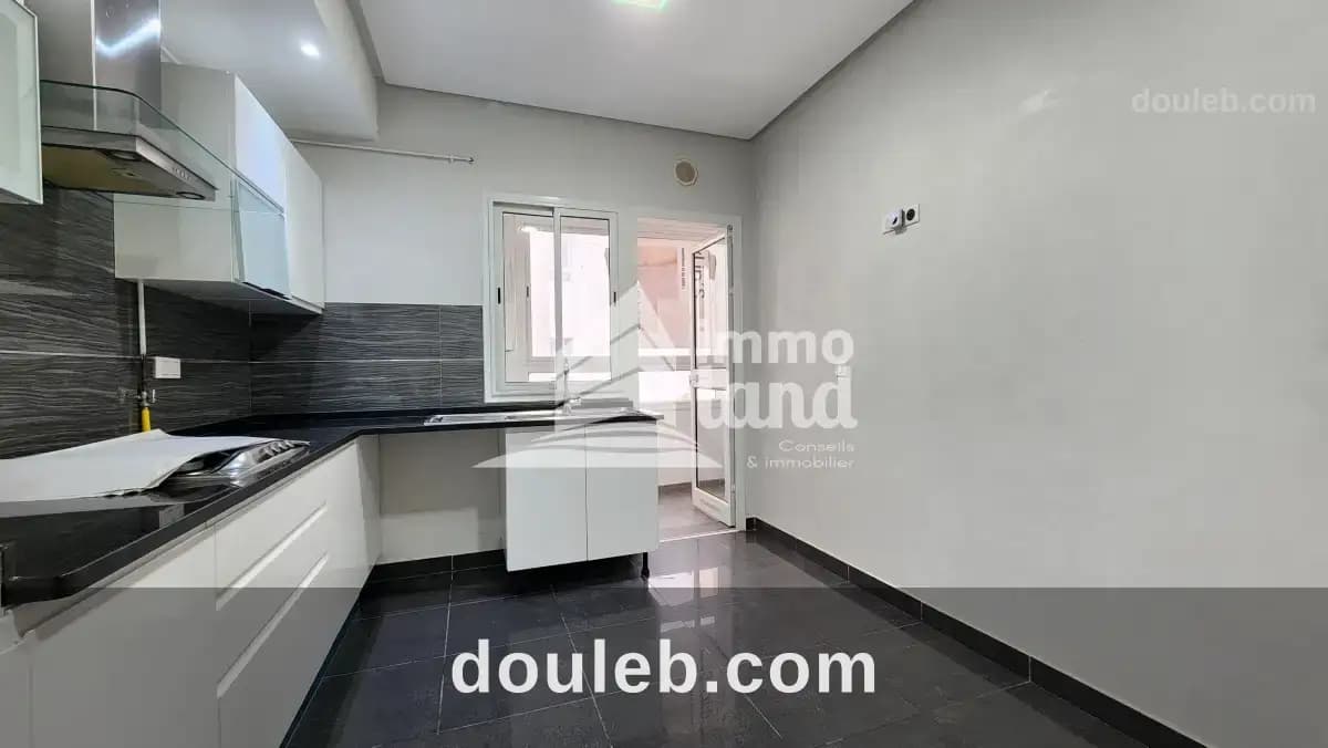Appartement s3 à la marsa - Miniature 3