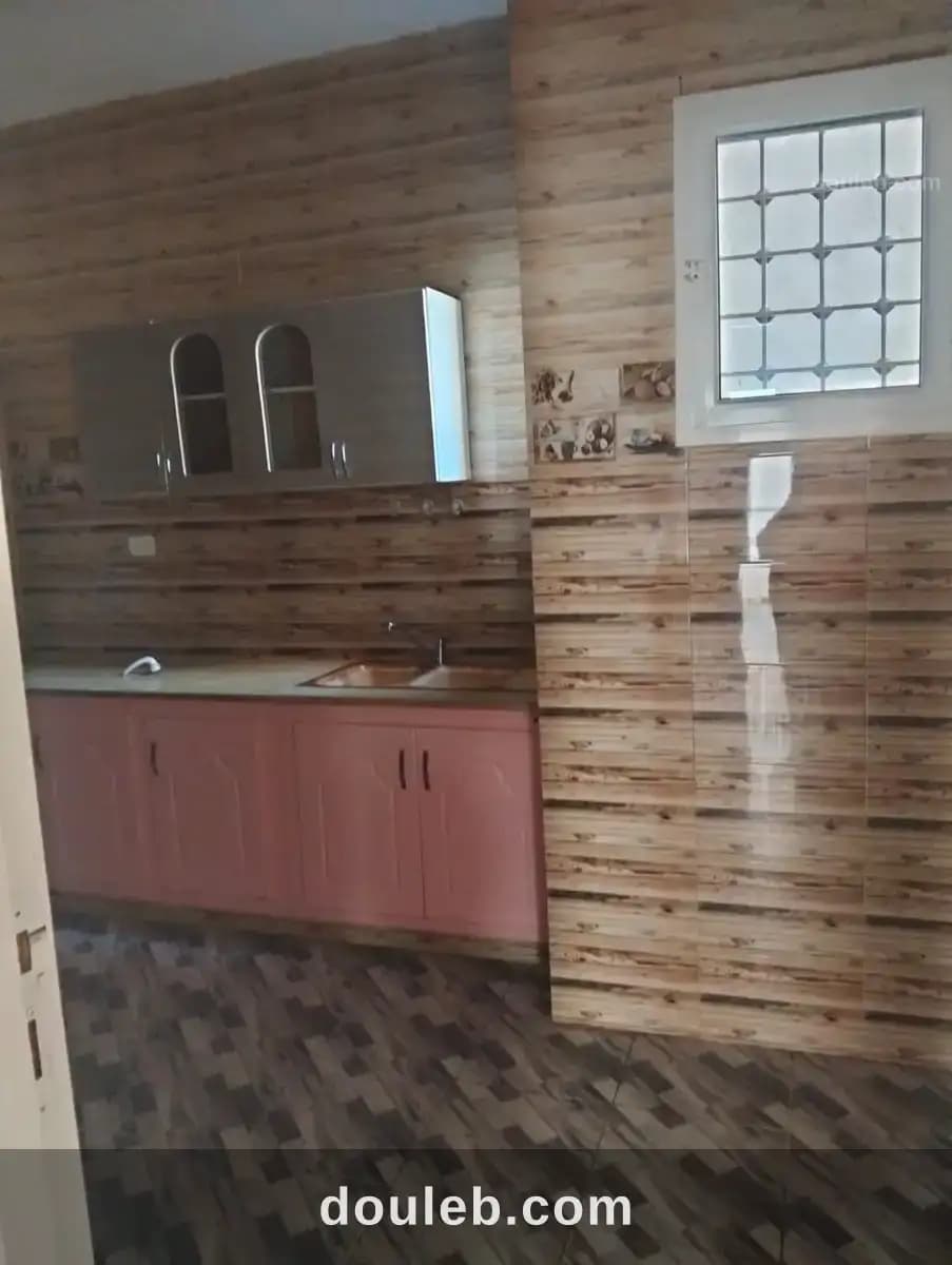 Maison s3 neuve au 1er étage à Tunis