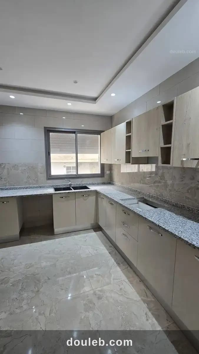 S plus 2 au 1er etage à Bizerte