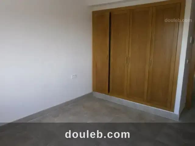Appartement meuble tout neuf vue sur mer et meuble - Miniature 2