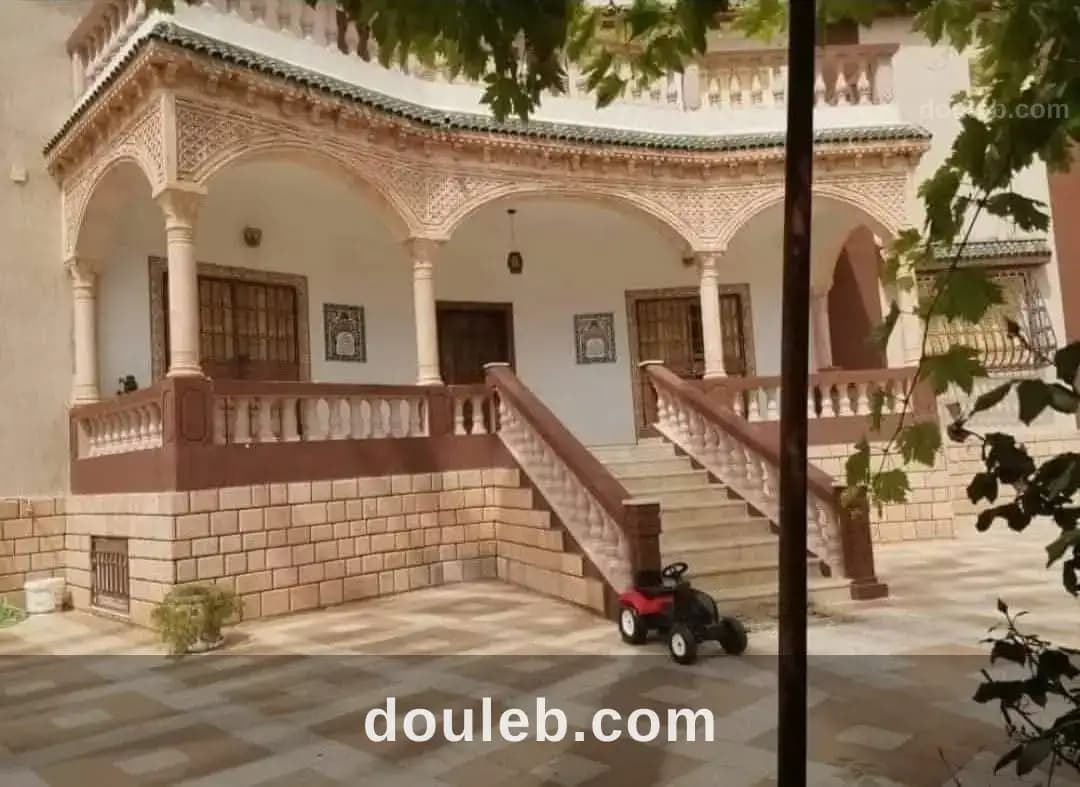 Splendide villa dans un quartier calme et chic à Gabès