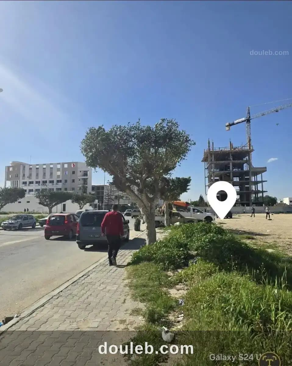 Terrain commerciale r8 sahloul4 à Sousse