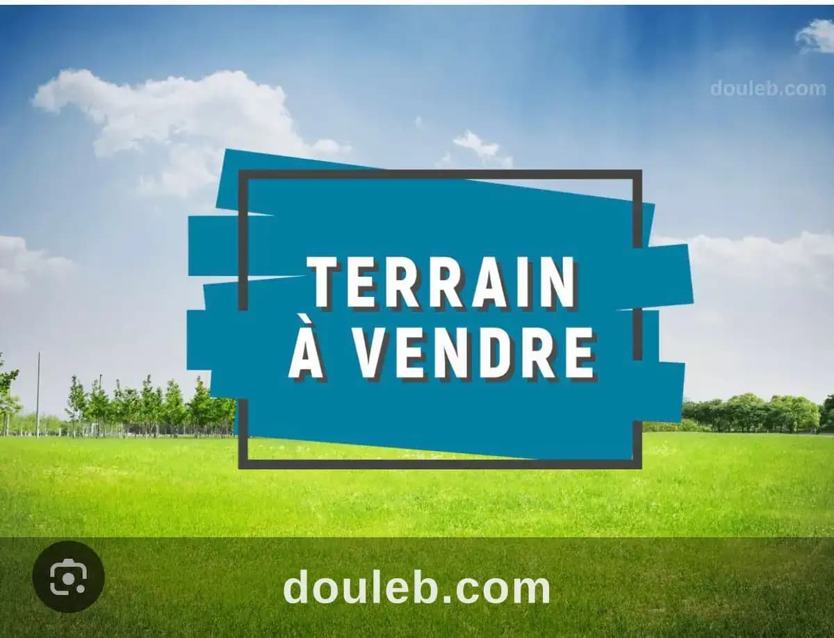 Terrain 640 mètres carrés à jardin d'el menzah 2 à Ariana