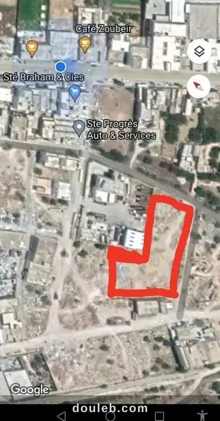 Terrain nu pour projet industriel ou autre à Monastir