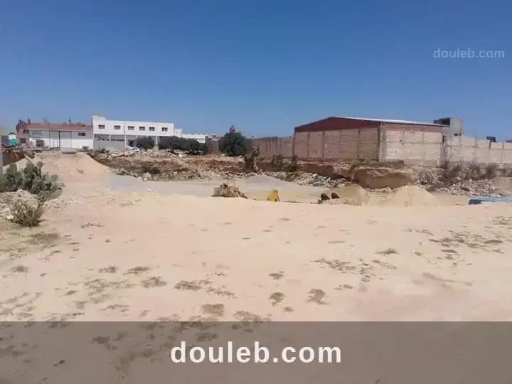 Terrain nu pour projet industriel ou autre - Miniature 4