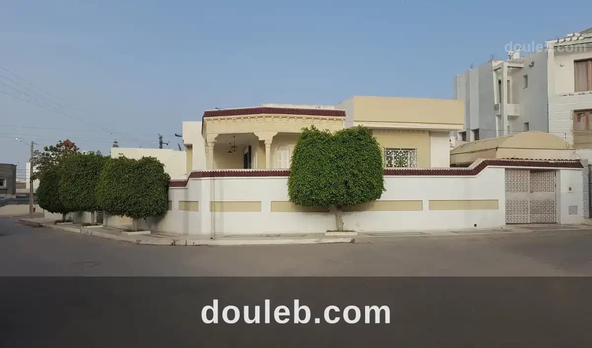 Villa avec deux logements proche sousse mall à Sousse