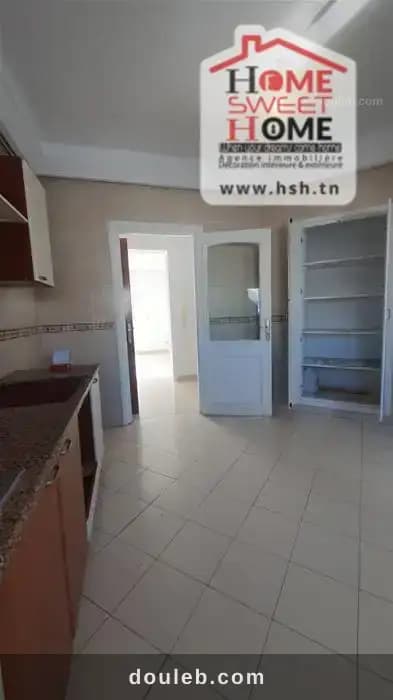 Appart s2 dayla à la soukra à Ariana