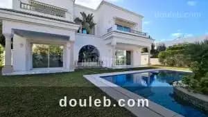 au lac 2 magnifique villa s5 ref512a à Tunis