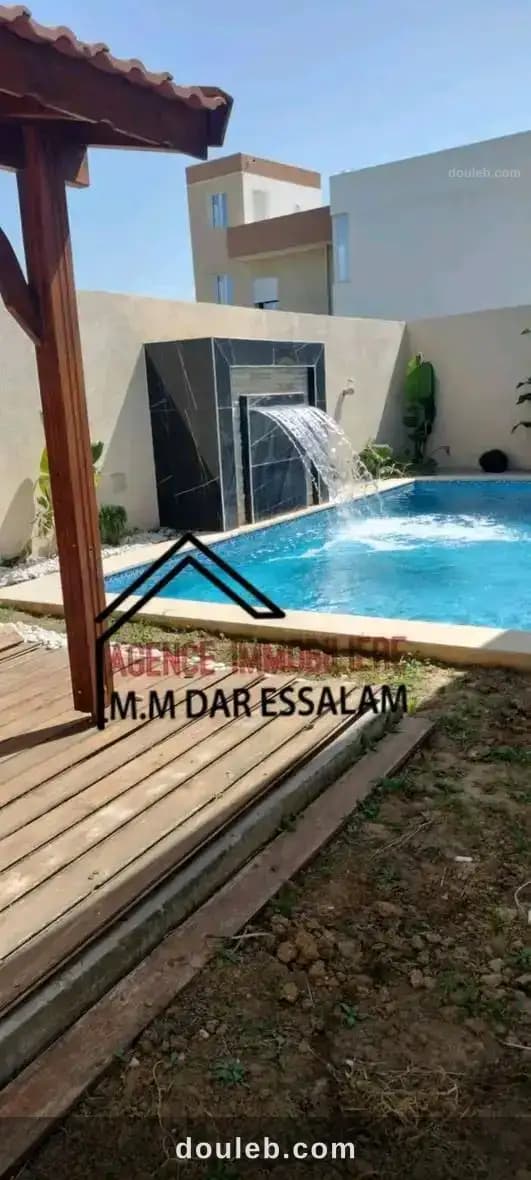 Villa avec un piscine près de la plage à Nabeul