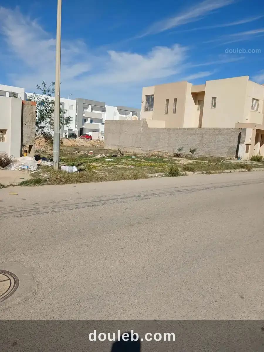 Terrain a cité ons 3 sakiet ezzit sfax à Sfax