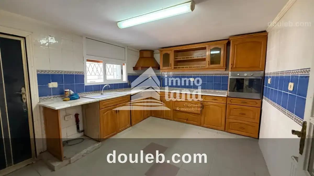 Triplex s5 à gammarth supérieur à Tunis