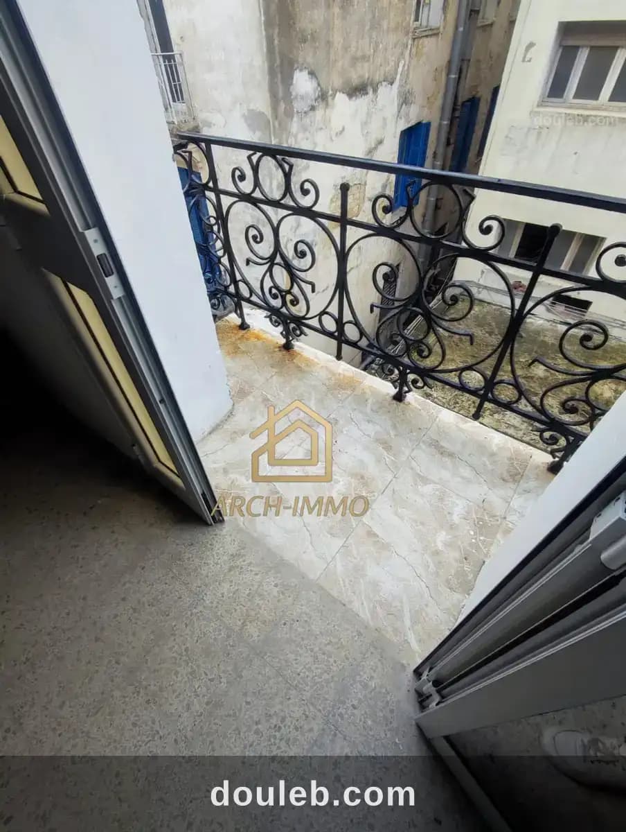 App s2 au centre ville à Tunis
