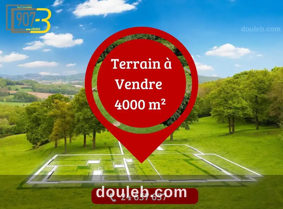 Terrain stratégique de 4 000 m2 zone davenir à Ariana