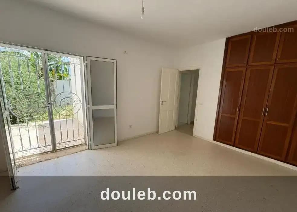 Villa plus studio à Tunis