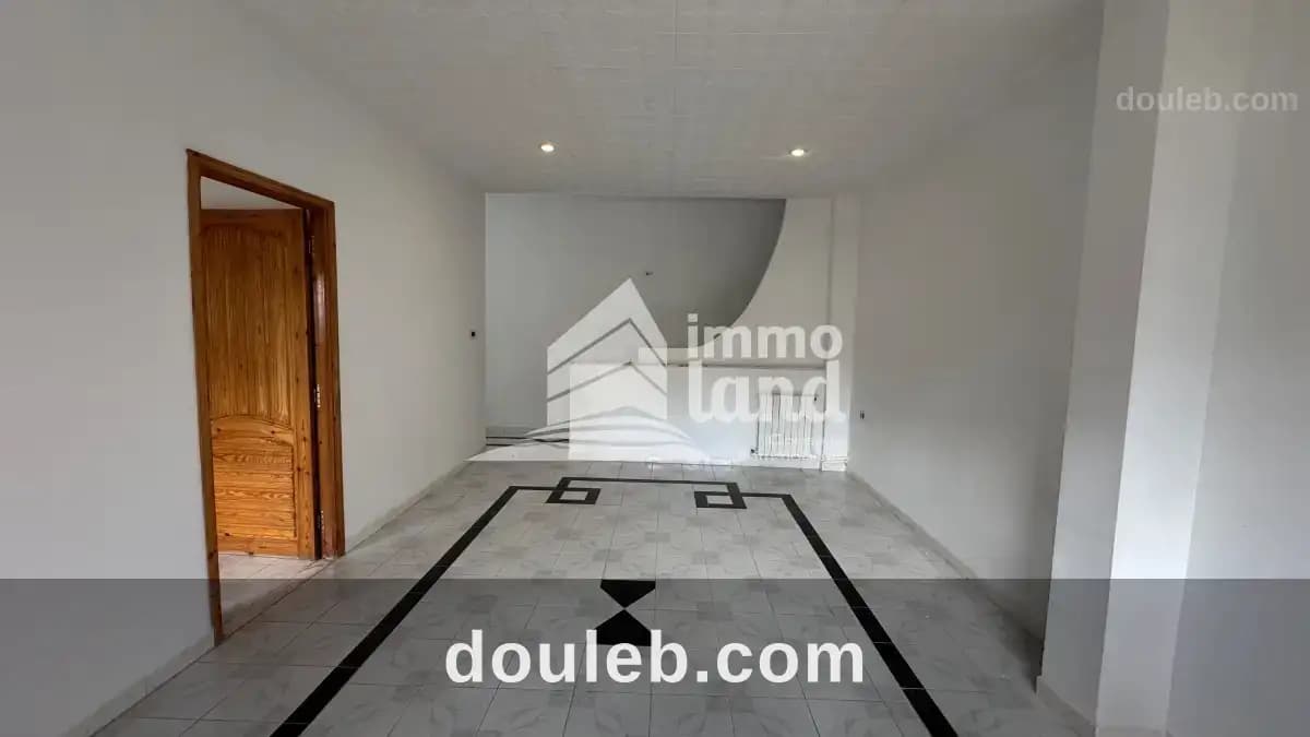 Appartement s2 au 1er étage à la marsa à Tunis