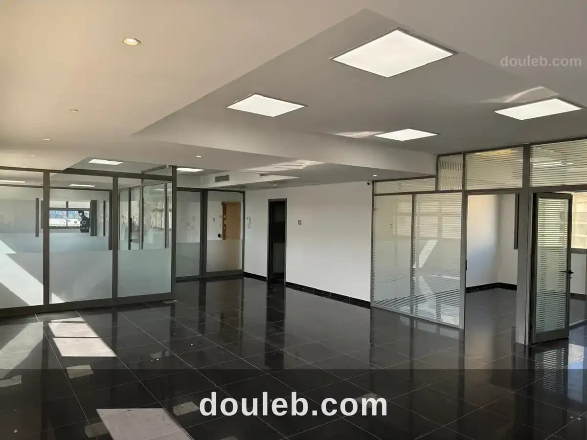 Bureau 220 m2 hs au berge du lac 1 à Tunis
