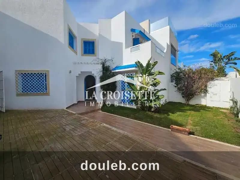 Duplex s5 avec piscine à la marsa zvl0066 à Tunis