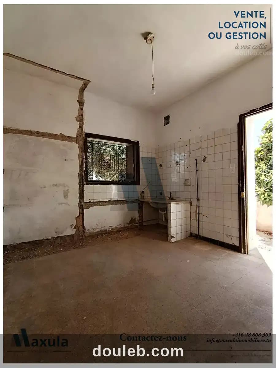Villa s3 a renover a ben arous - Miniature 4