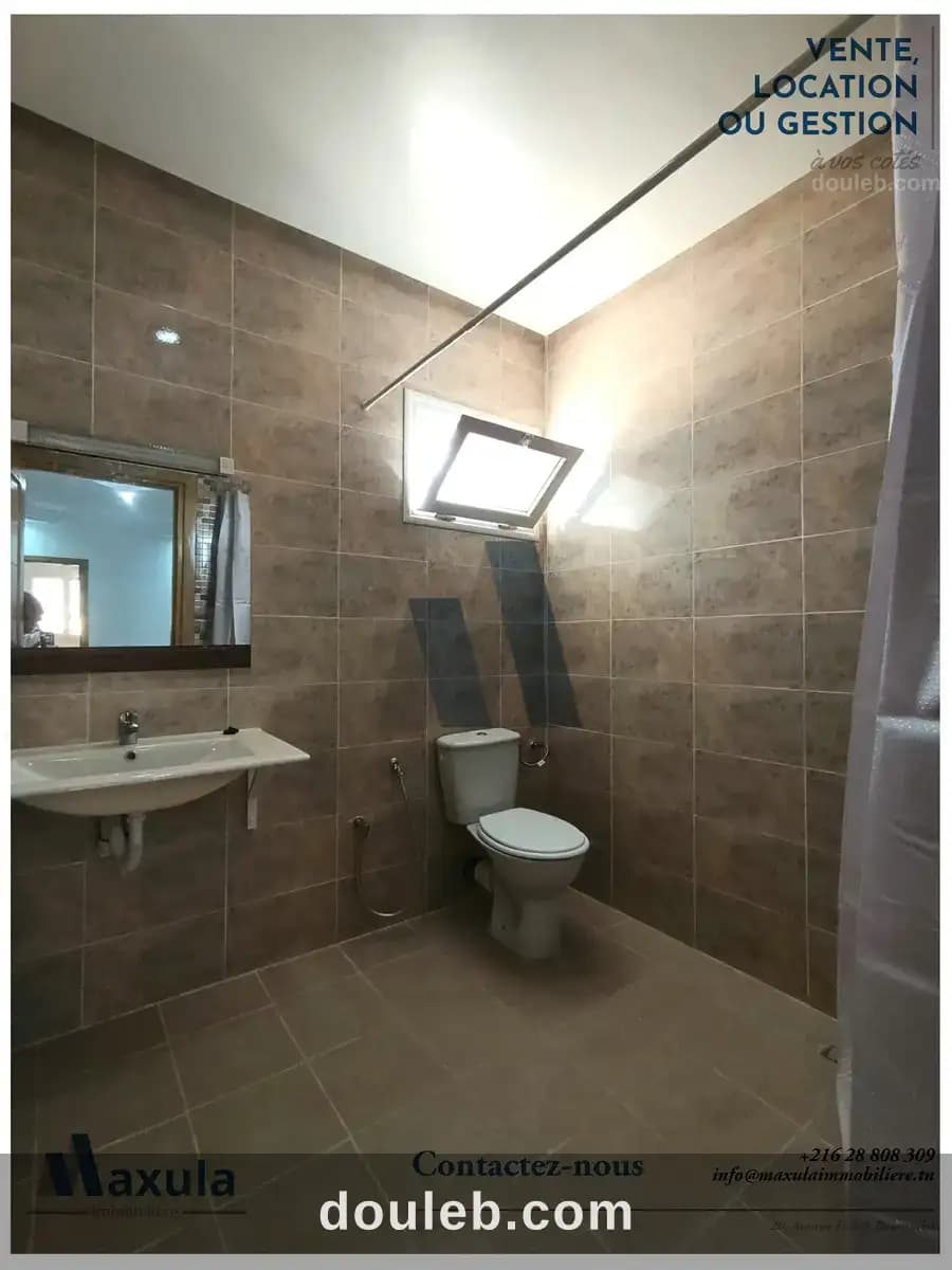 Etage de villa s4 jamais habite a rades med ali - Miniature 4