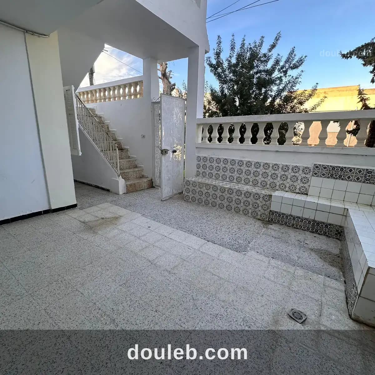 Av deux maisons indépendantes à Ben Arous