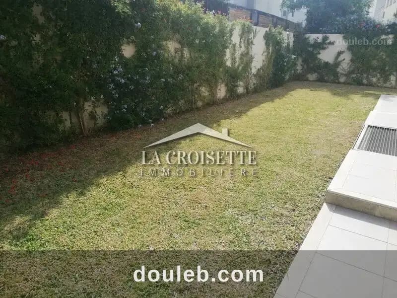 Appartement s2 avec jardin à la soukra à Ariana