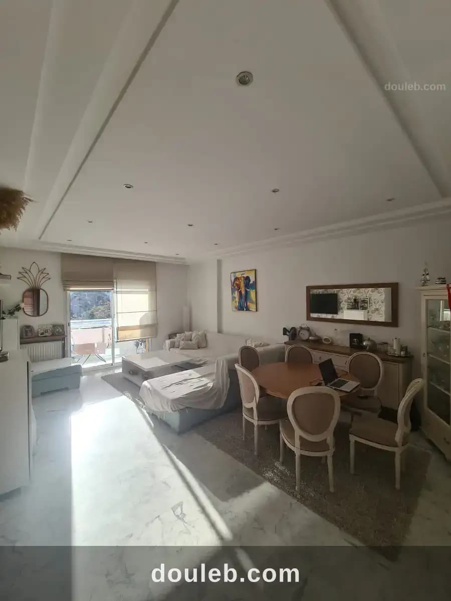 Appartement lumineux avec double parking à Tunis