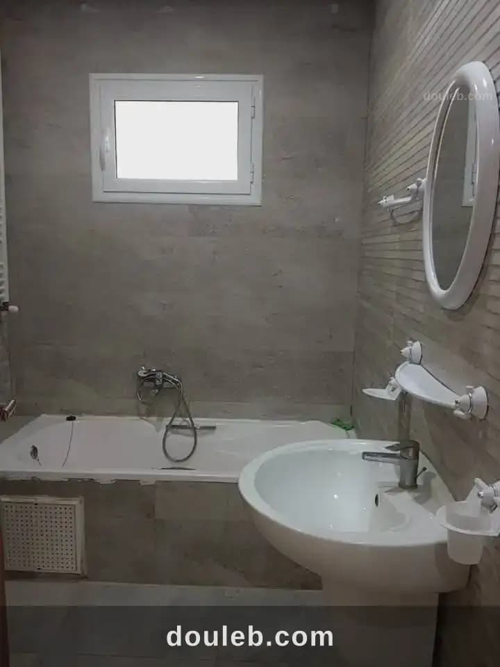 Appartement s 1 cité nasr 2 - Miniature 5
