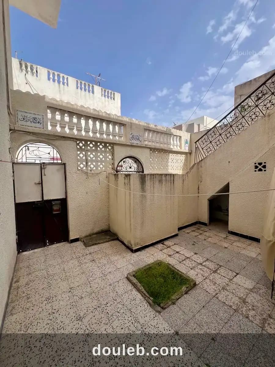 Maison divisée en deux étages indépendants - Miniature 5