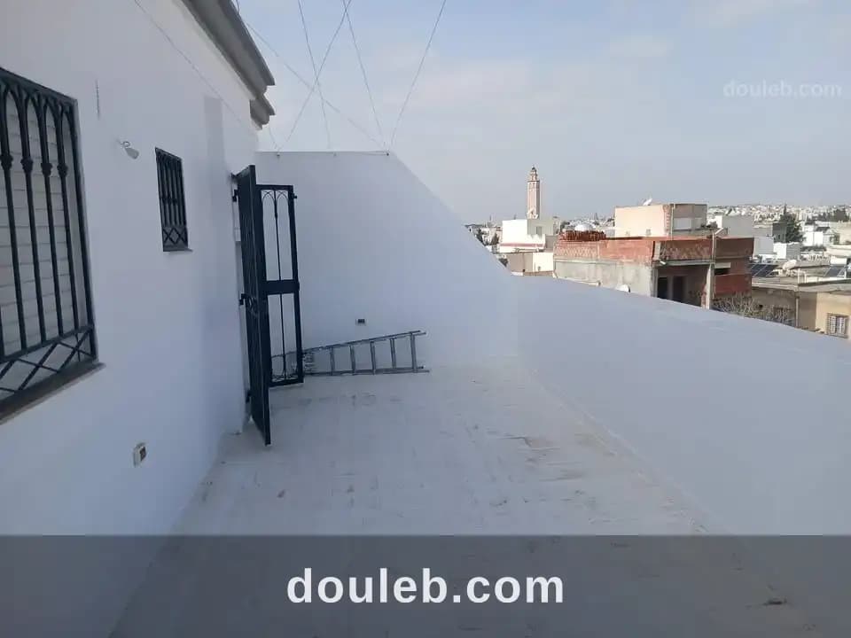Etage d'une maison hamr à Ben Arous