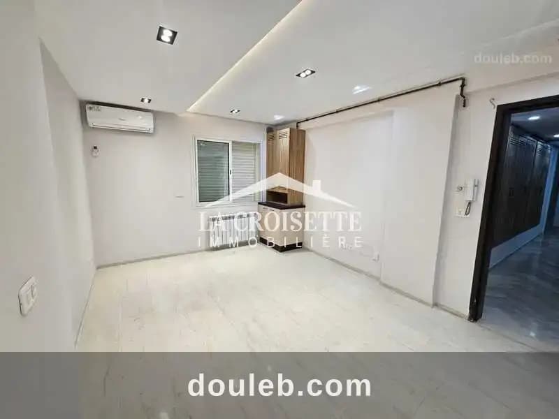 Appartement à usgae bureautique à la soukra à Ariana
