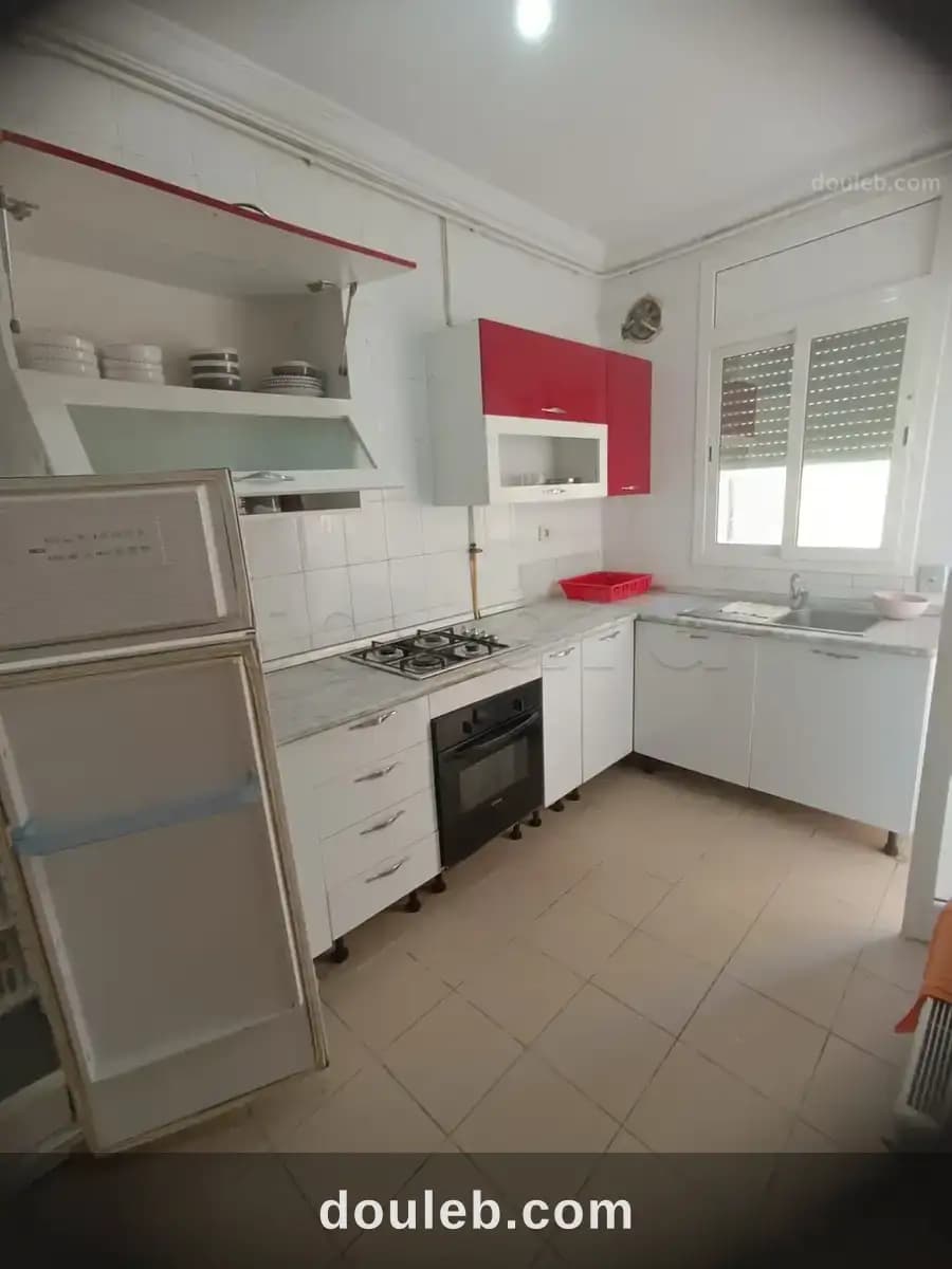 Un coquet appartement s2 à ennasr2 à Ariana