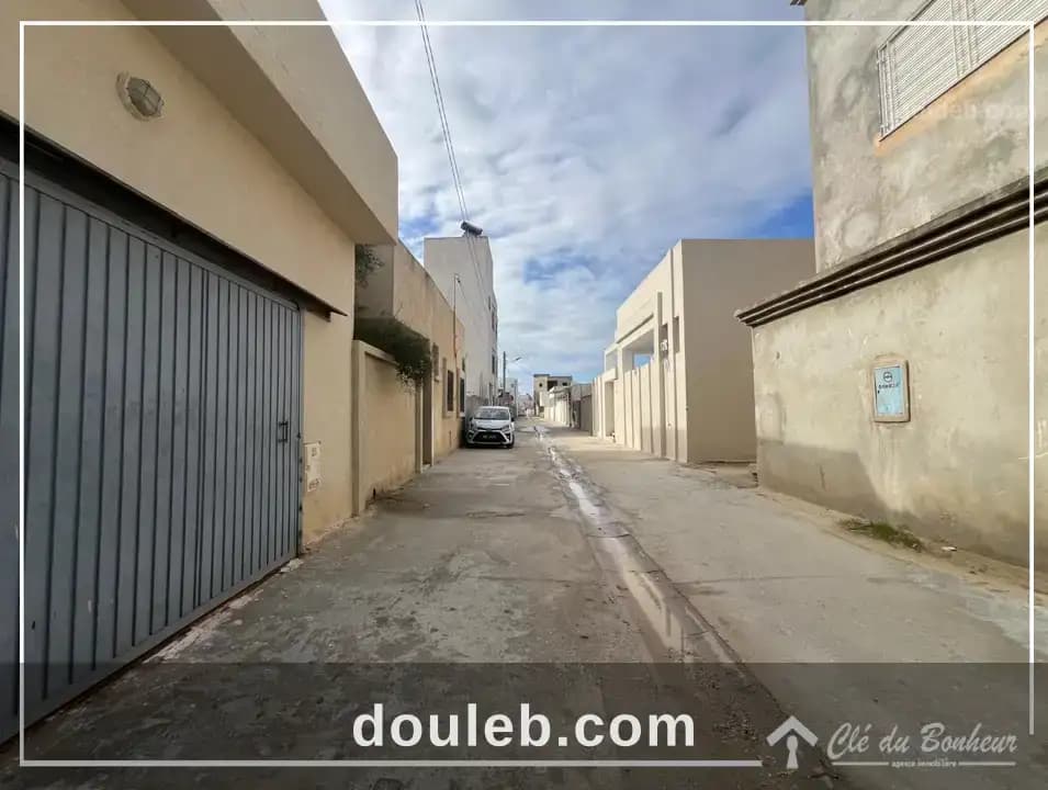Maison plain pieds à raoued à Ariana