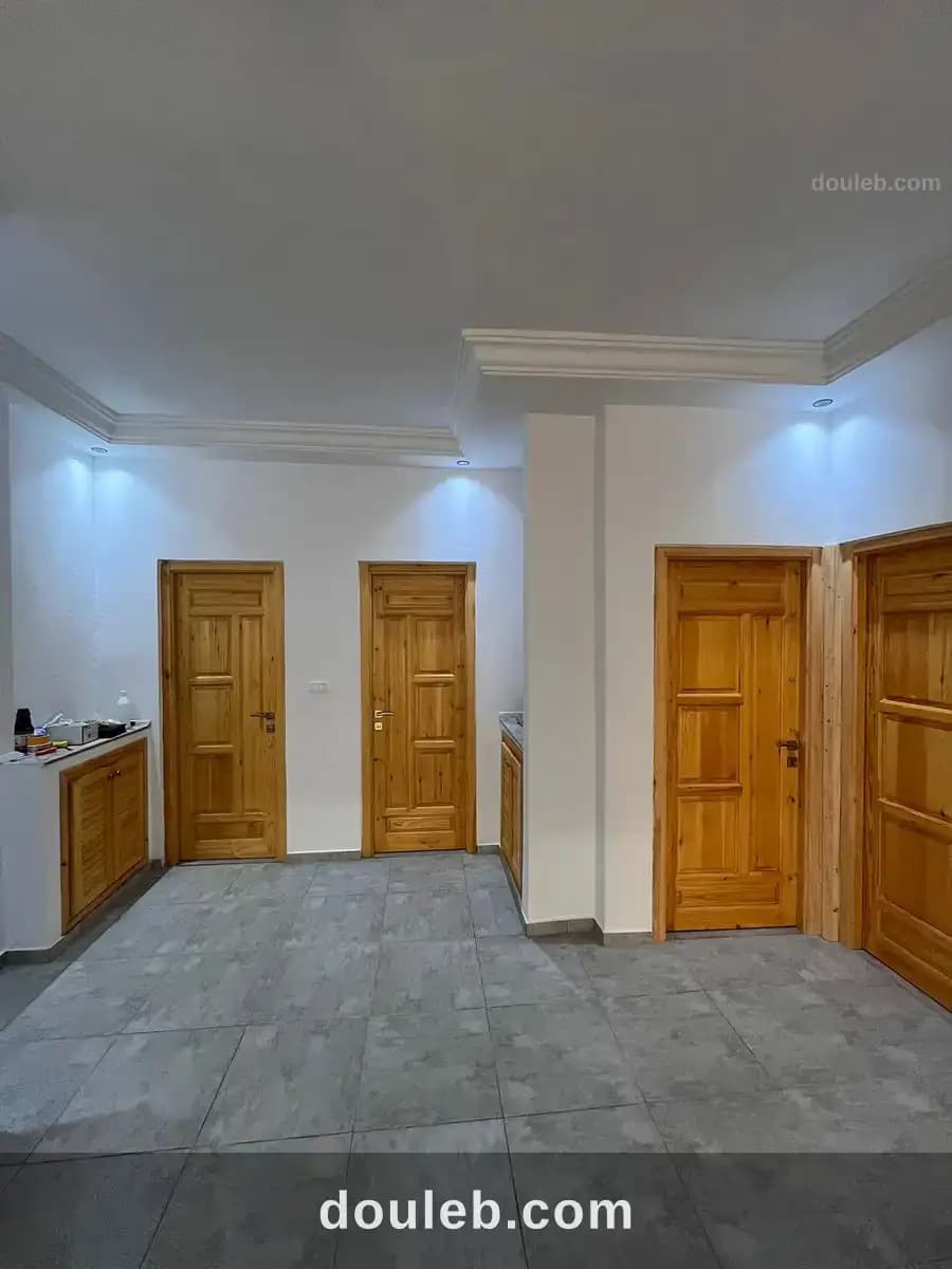 Étage d'une villa s 3 riadh landalos à Ariana