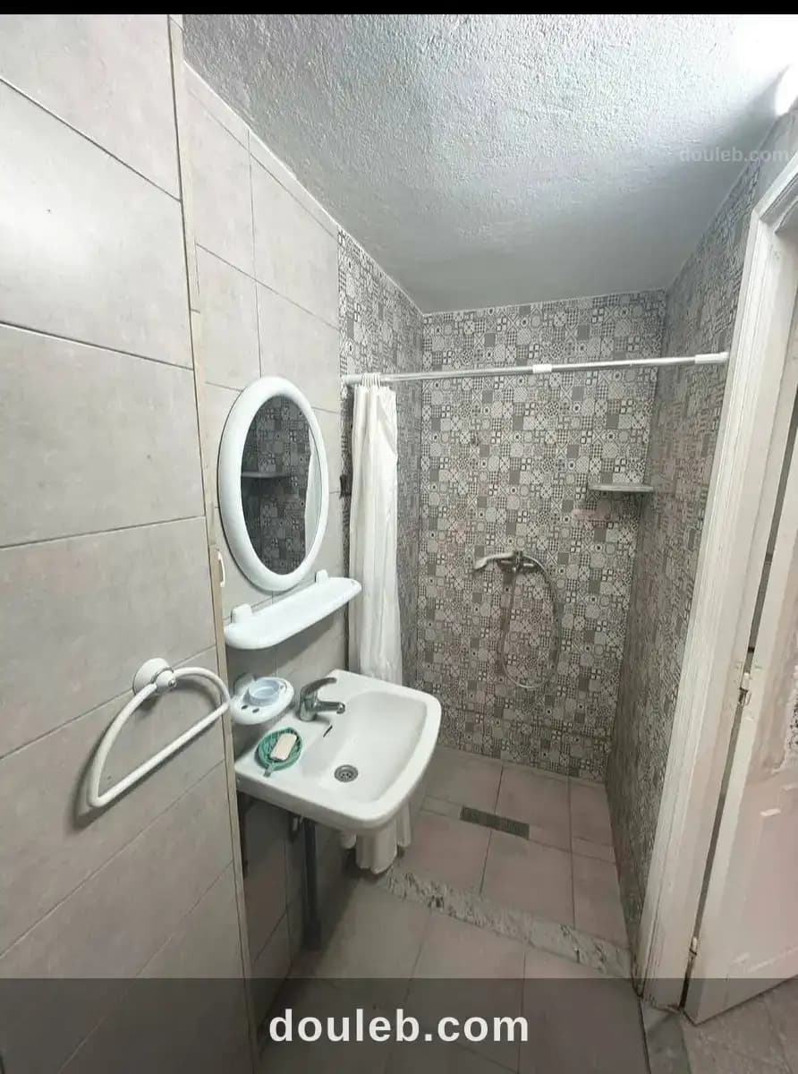 Jolie s 1 a manzah 9 à Tunis