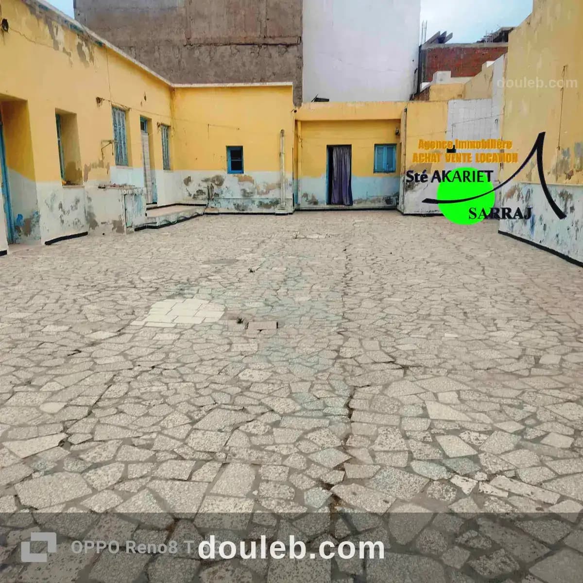 Maison à démolir 386m prés de lycée hammam sousse à Sousse