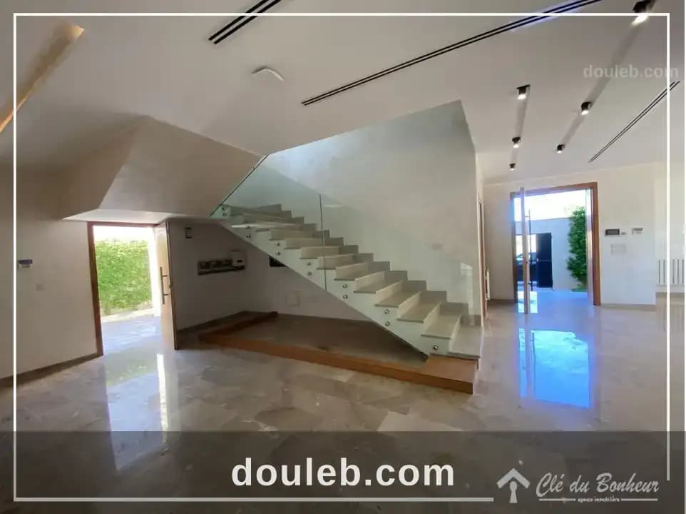 Une superbe villa avec piscine à chotrana 3 - Miniature 3