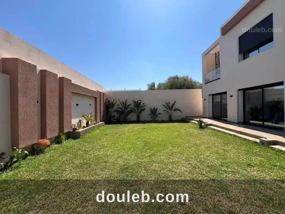 Une belle villa à chotrana 1 à Ariana