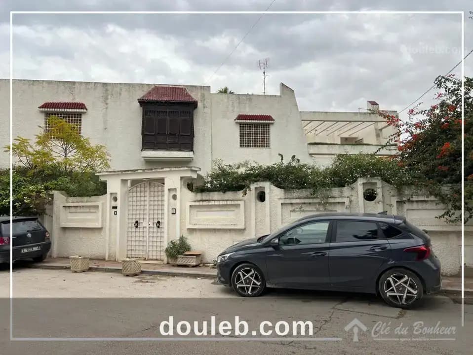 Une superbe villa à ariana à Ariana